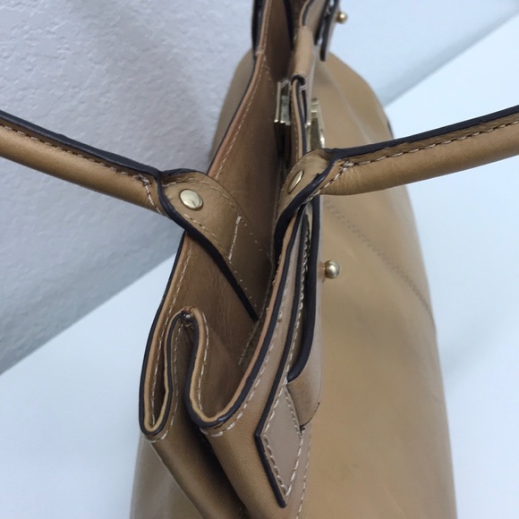 Liz Claiborne Beige Purse - Picture 3 of 3